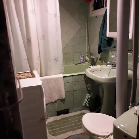 Red Apartment *